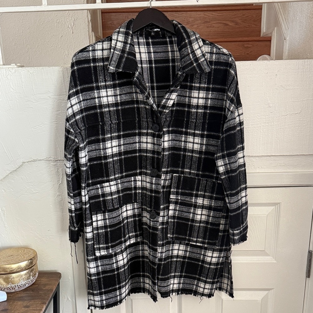 Fashion Nova Monochrome Plaid Jacket Small